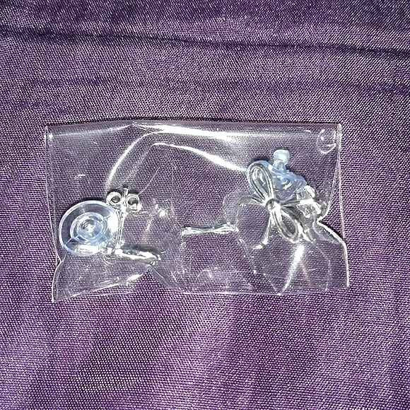 🆕️Bow Sterling Silver .925 Earrings - Picture 7 of 7